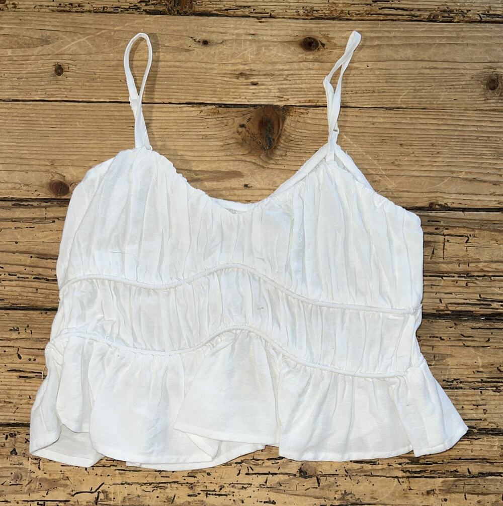 Sim & Sam Women’s Size A White Ruffle Front Babydoll Crop Top NWT